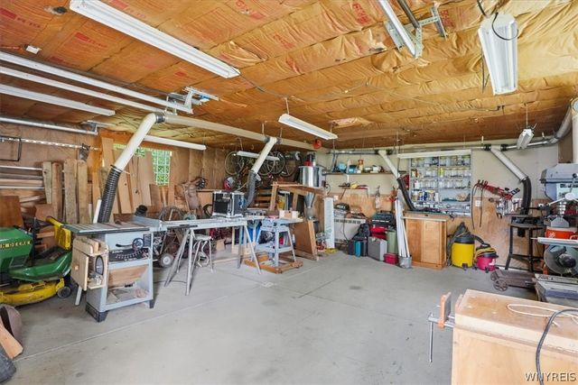 930 Elliott Drive, Lewiston, NY 14092