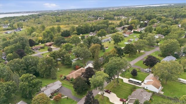 930 Elliott Drive, Lewiston, NY 14092