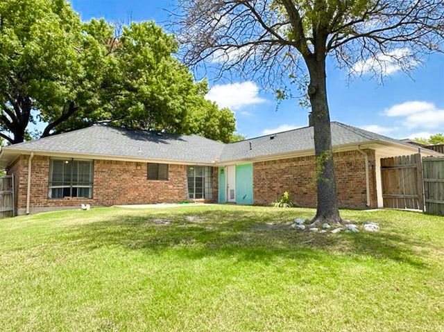 407 Shoretrail Drive, Rockwall, TX 75087