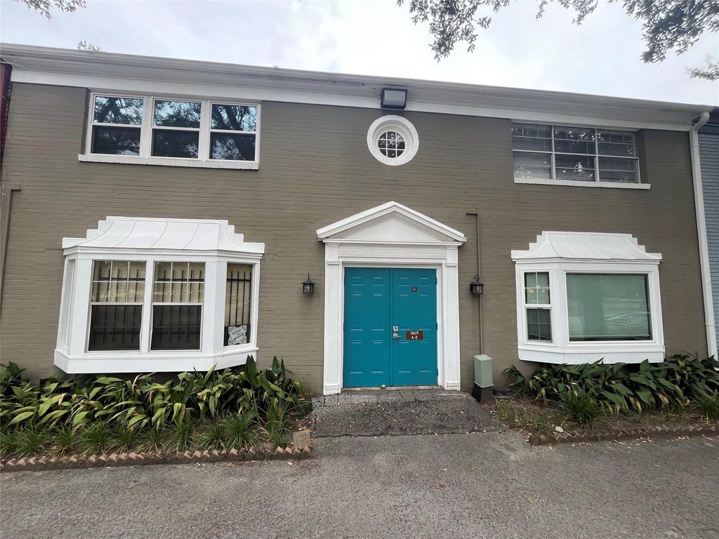 11609 Chimney Rock Road, Houston, TX 77035