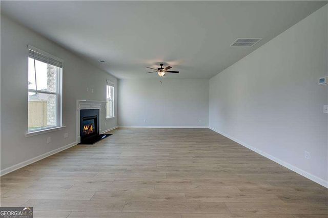 252 Chiswick Loop, Stockbridge, GA 30281