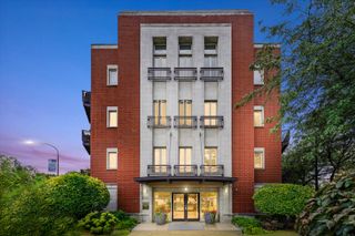 1075 W Roosevelt Road 206, Chicago, IL 60608