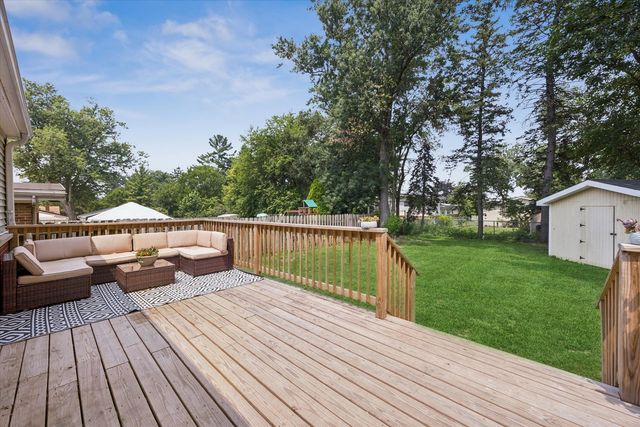 116 W Park Drive, Lombard, IL 60148