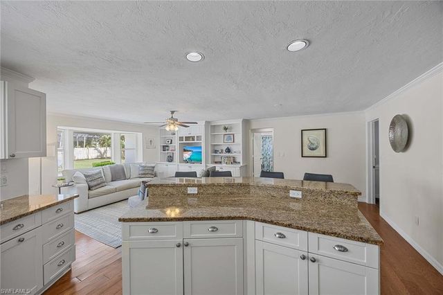 707 Port Side DR, Naples, FL 34103