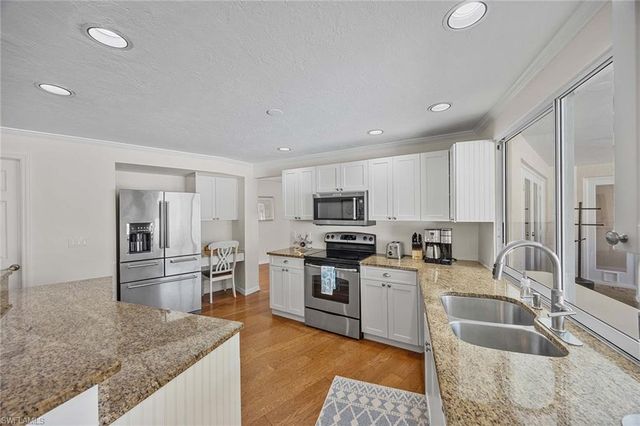 707 Port Side DR, Naples, FL 34103