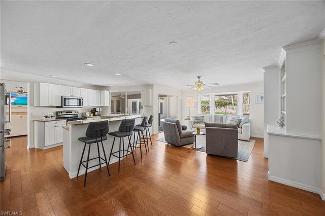 707 Port Side DR, Naples, FL 34103