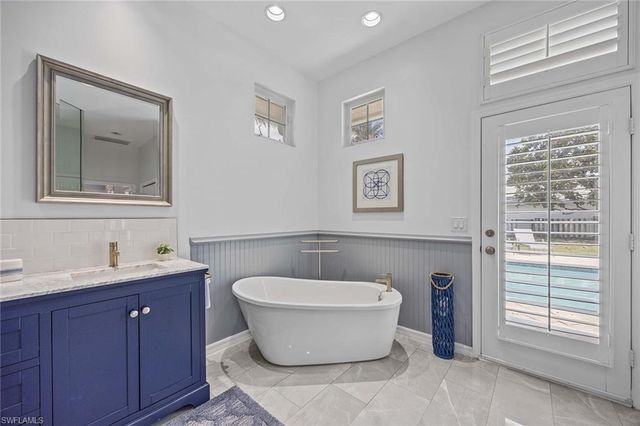 707 Port Side DR, Naples, FL 34103
