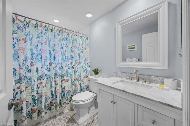 707 Port Side DR, Naples, FL 34103