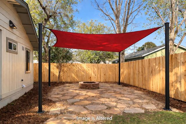 1805 Diamond Street, Anderson, CA 96007