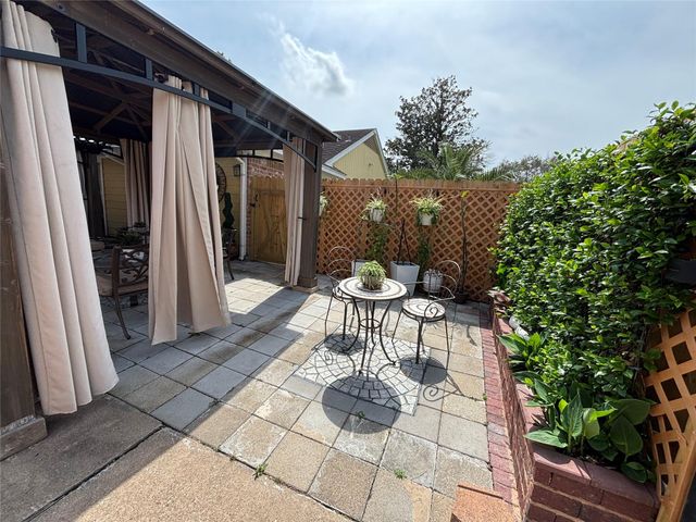 14110 Ella Lee Lane, Houston, TX 77077