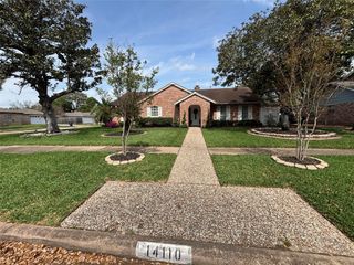 14110 Ella Lee Lane, Houston, TX 77077