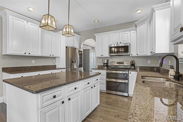 3375 Piazza Lane, Edwardsville, IL 62025
