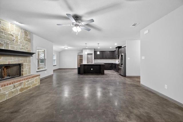 108 La Arroya Drive, Weatherford, TX 76088