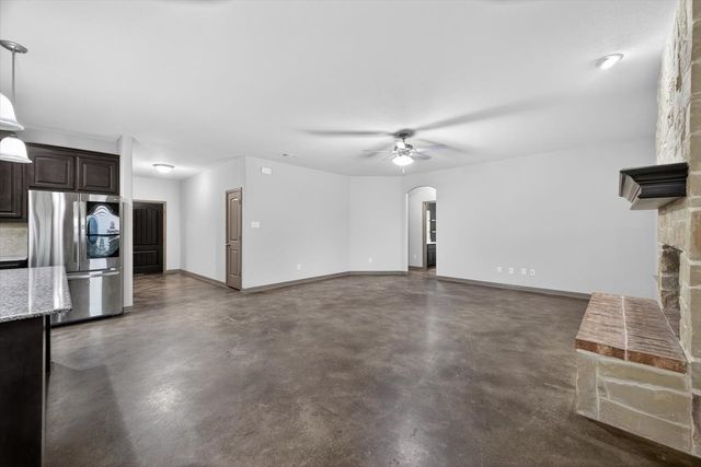 108 La Arroya Drive, Weatherford, TX 76088