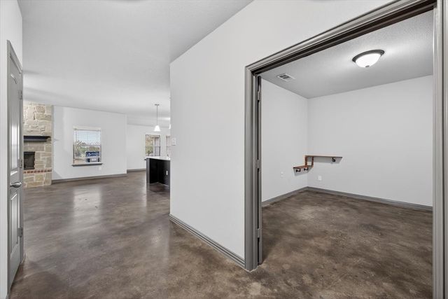 108 La Arroya Drive, Weatherford, TX 76088