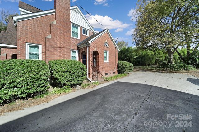 109 N York Street, Lancaster, SC 29720