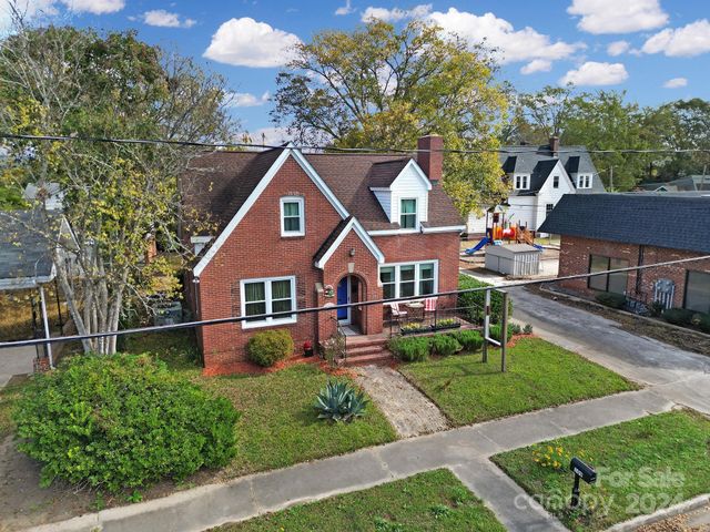 109 N York Street, Lancaster, SC 29720