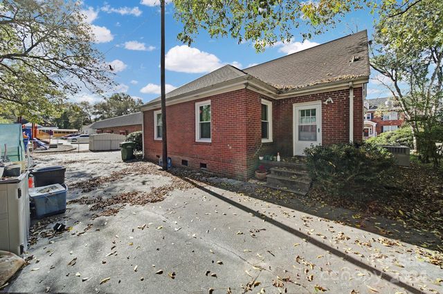 109 N York Street, Lancaster, SC 29720