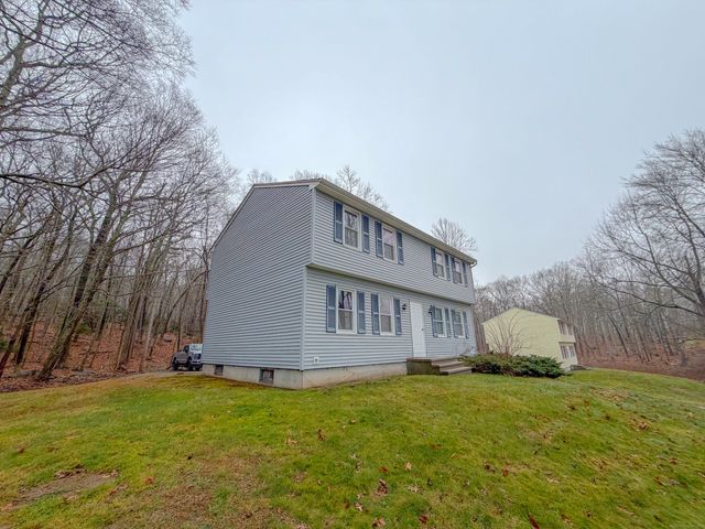 1680 Center Groton Road B, Ledyard, CT 06339