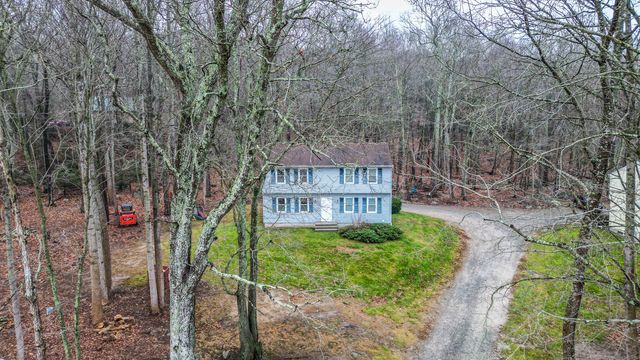 1680 Center Groton Road B, Ledyard, CT 06339