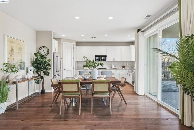 515 515 Tananger Heights Ln, Pleasant Hill, CA 94523