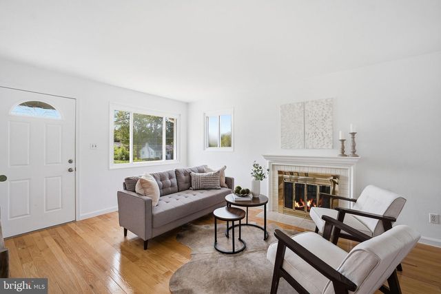 7018 STRATHMORE ST, Falls Church, VA 22042
