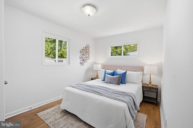 7018 STRATHMORE ST, Falls Church, VA 22042