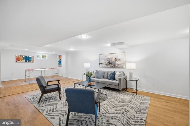 7018 STRATHMORE ST, Falls Church, VA 22042