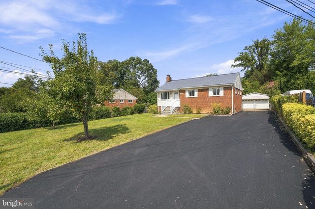 7018 STRATHMORE ST, Falls Church, VA 22042