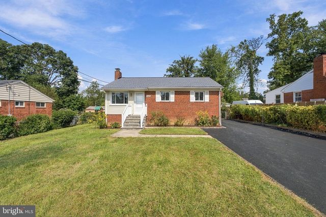 7018 STRATHMORE ST, Falls Church, VA 22042