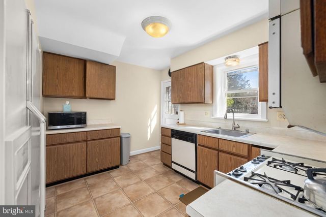3948 MORRISON ST NW, Washington, DC 20015