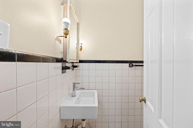 3948 MORRISON ST NW, Washington, DC 20015