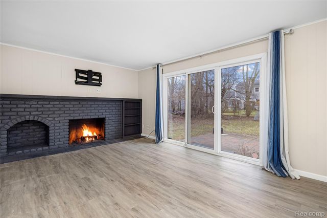 5738 Pebbleshire Road, Bloomfield Hills, MI 48301