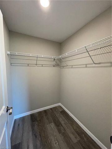 610 11th TER, Cape Coral, FL 33993