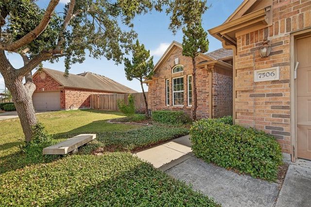 7506 Exeter, Corpus Christi, TX 78414