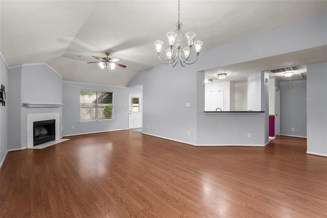 4522 Fox Run Street, Pearland, TX 77584