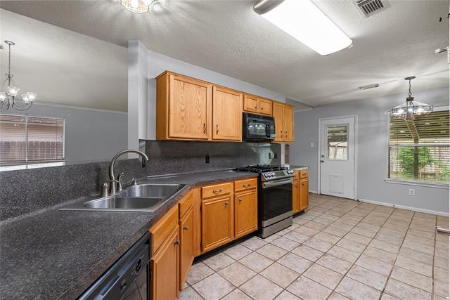 4522 Fox Run Street, Pearland, TX 77584