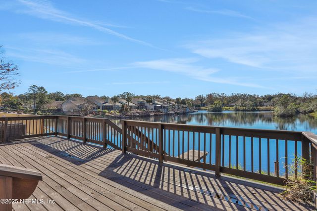 8 FOX VALLEY Drive, Orange Park, FL 32073