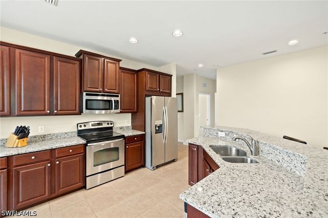 3742 Pino Vista WAY 4, Estero, FL 33928