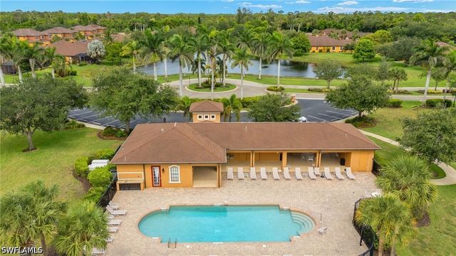 3742 Pino Vista WAY 4, Estero, FL 33928