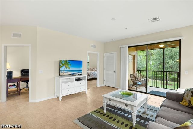 3742 Pino Vista WAY 4, Estero, FL 33928