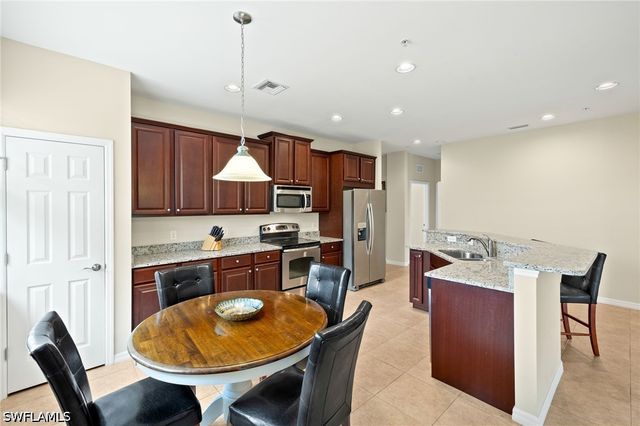 3742 Pino Vista WAY 4, Estero, FL 33928