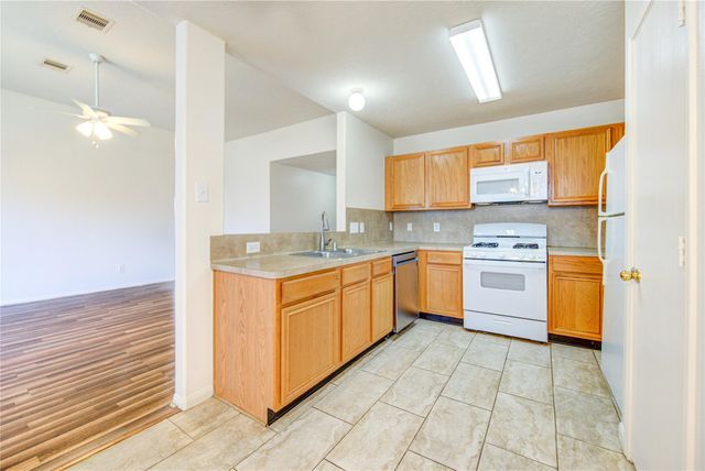 21603 S Juniper Medows Drive, Spring, TX 77388