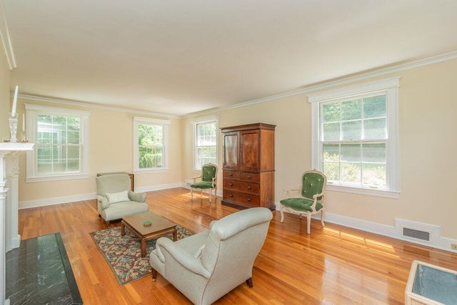 71 Manville Avenue, Barnwell, SC 29812