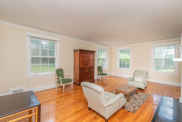 71 Manville Avenue, Barnwell, SC 29812