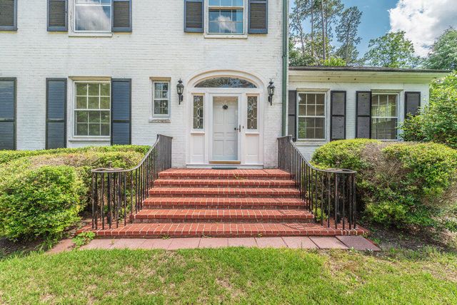 71 Manville Avenue, Barnwell, SC 29812