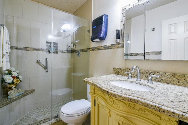 9411 Kingsvalley Street, Houston, TX 77075