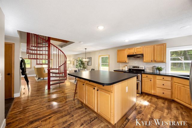 5953 S Newcosta Avenue, Newaygo, MI 49337