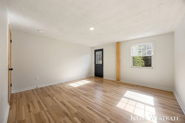 5953 S Newcosta Avenue, Newaygo, MI 49337