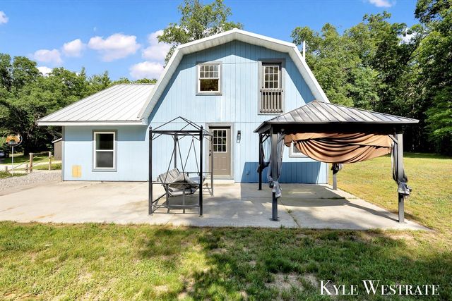 5953 S Newcosta Avenue, Newaygo, MI 49337